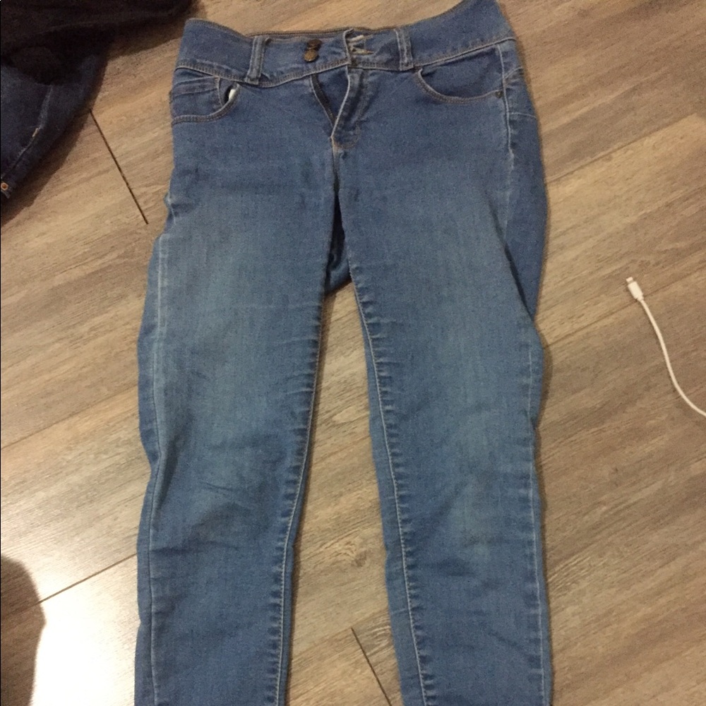 Jeans